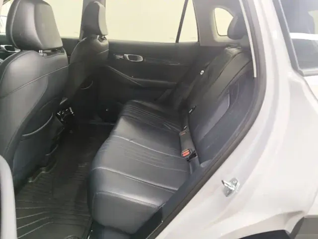 Geely Galaxy E5 — Фото автомобиля 16