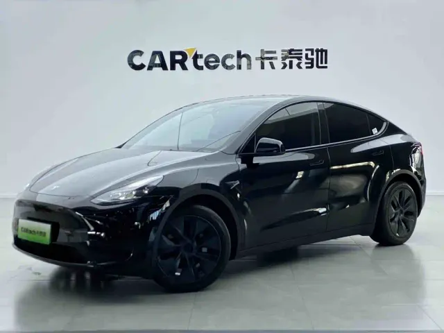 Фотография автомобиля — Tesla Model Y