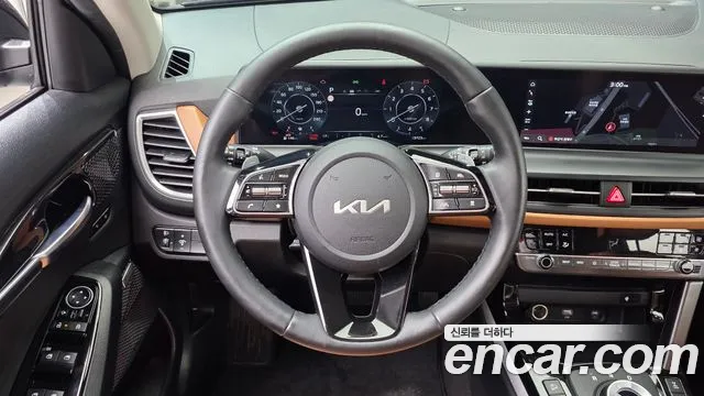 Kia Seltos New — Фото автомобиля 19