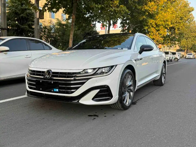 Фотография автомобиля — Volkswagen CC