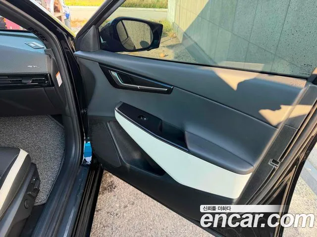 Kia EV6 — Фото автомобиля 16