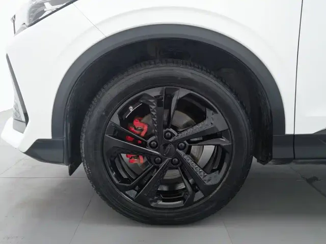 Geely Binyue 2022 Binyue COOL 1.5TD DCT Exciting Power Edition — Фото автомобиля 17