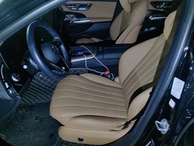 Mercedes-Benz E-Class — Фото автомобиля 9