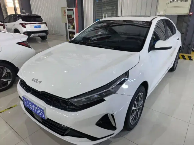 Фотография автомобиля — Kia K3