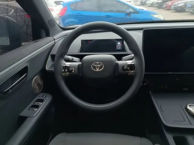 Toyota BoZhi 3X — Фото автомобиля 10