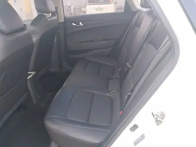 Changan Eado — Фото автомобиля 16