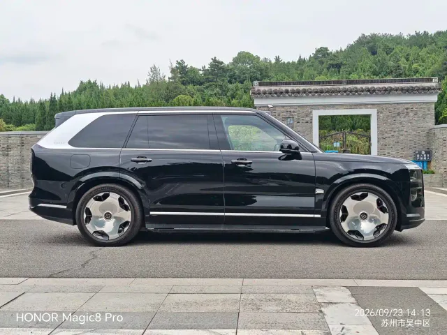 ZEEKR Zeekr 9X 2025 model Ultra Edition 70kWh — Фото автомобиля 4