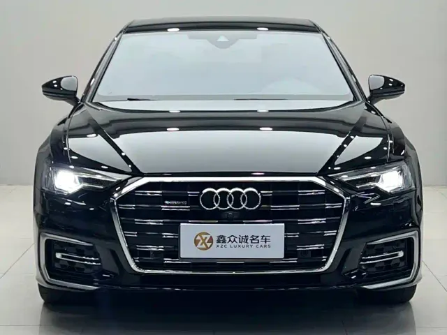 Фотография автомобиля — Audi A6L