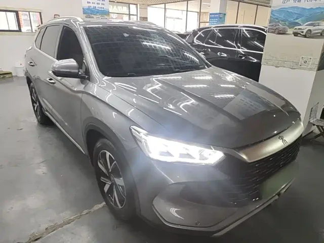 BYD Song Pro — Фото автомобиля 3