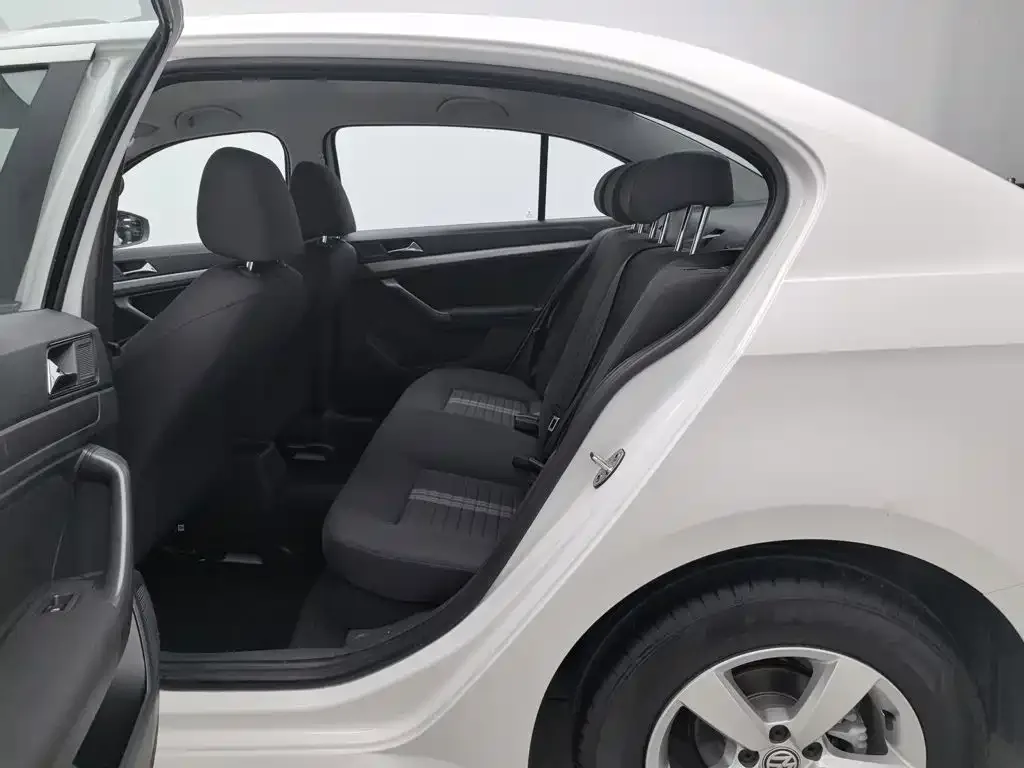 Volkswagen Lavida 2019 Lavida Start 1.5L Auto Trend (China VI) — Фото автомобиля 15