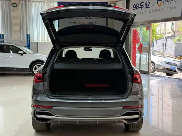Audi Q3 — Фото автомобиля 24