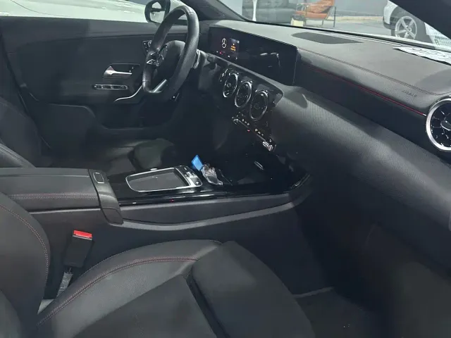 Mercedes-Benz CLA-Class — Фото автомобиля 14