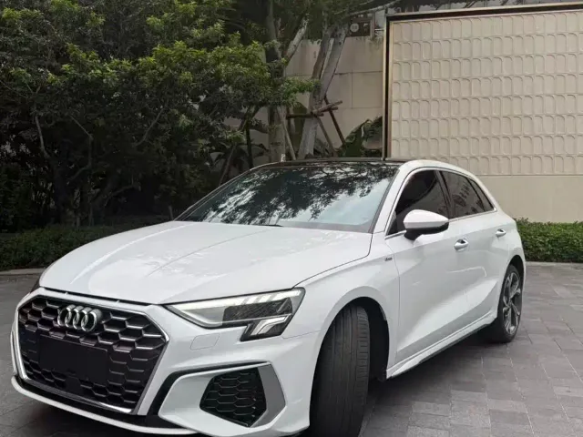 Фотография автомобиля — Audi A3