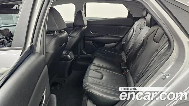 Hyundai Avante — Фото автомобиля 18
