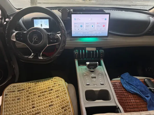 BYD Yuan PLUS — Фото автомобиля 9