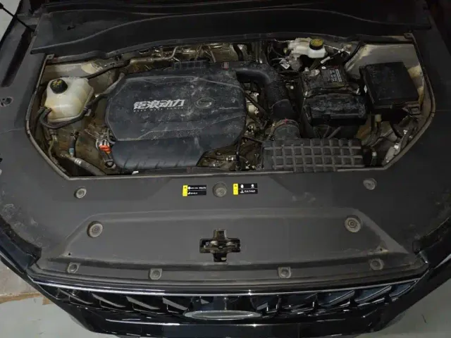 GAC Trumpchi GS8 — Фото автомобиля 16
