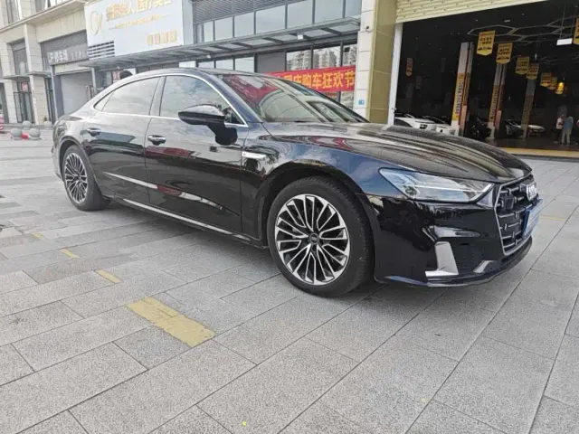 Audi A7L — Фото автомобиля 5
