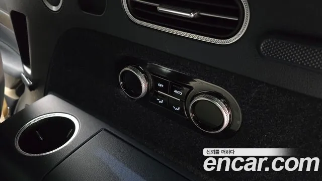 Genesis GV80 2.5T Бензин AWD — Фото автомобиля 28