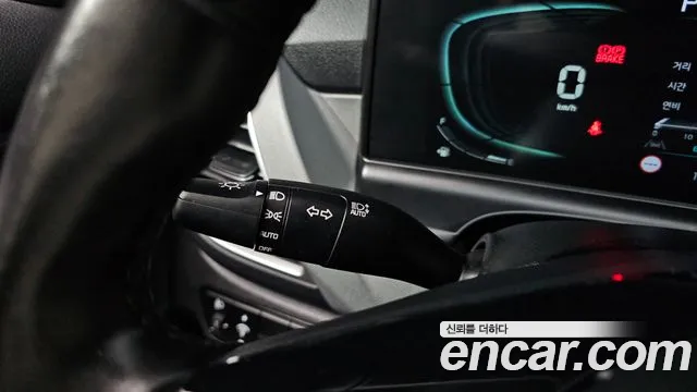 Kia Seltos New — Фото автомобиля 27