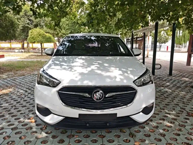 Buick Excelle — Фото автомобиля 2