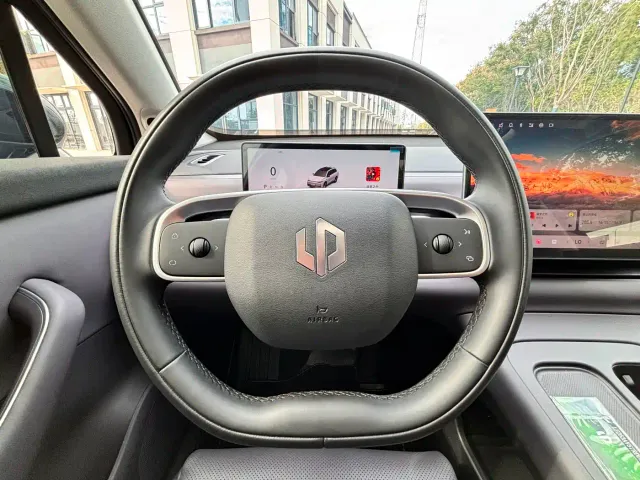 Leapmotor C16 — Фото автомобиля 15