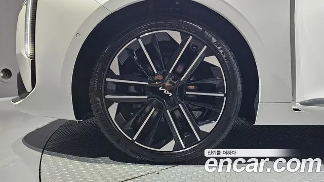 Kia K8 K8 (New) Hybrid — Фото автомобиля 5
