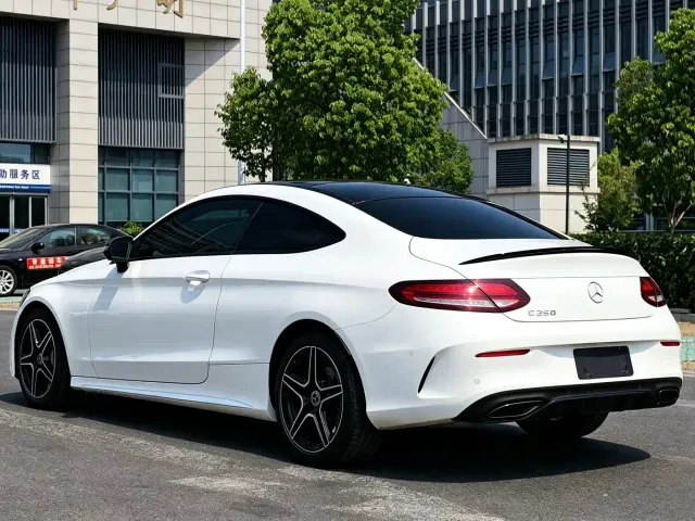 Mercedes-Benz C-Class — Фото автомобиля 7