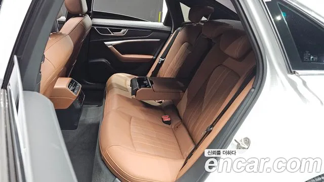 Audi A6 45 TFSI Premium — Фото автомобиля 12