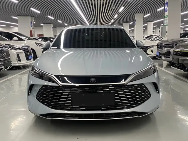BYD Qin L — Фото автомобиля 2
