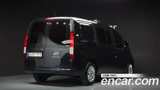Hyundai Staria Staria Карго 5 мест — Фото автомобиля 2