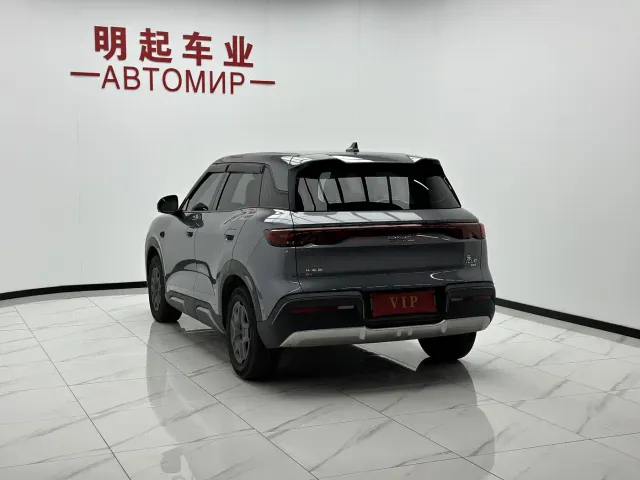BYD Yuan UP — Фото автомобиля 9