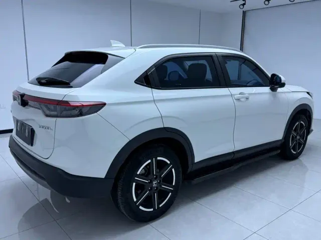 Honda Vezel — Фото автомобиля 4