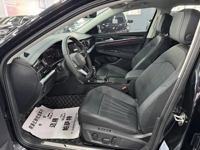 Volkswagen Passat — Фото автомобиля 4