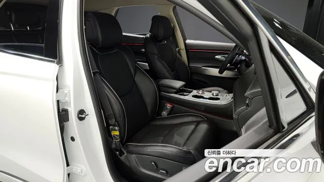 Genesis GV70 2.5T Бензин AWD — Фото автомобиля 10