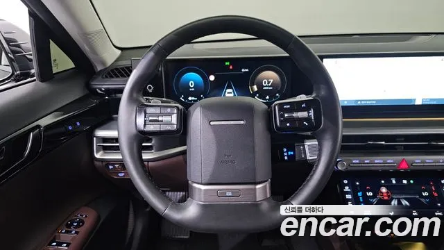 Hyundai Grandeur Grandeur (GN7) 2.5 Бензин 2WD — Фото автомобиля 14