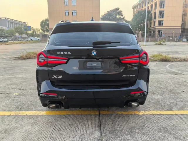 BMW X3 — Фото автомобиля 3