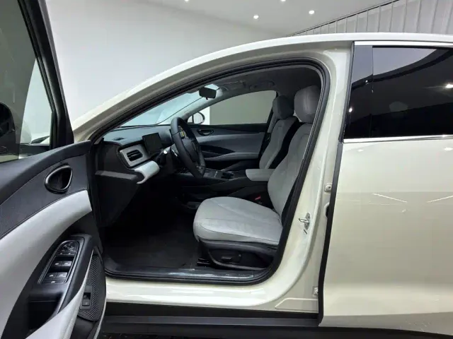 BYD Seal 06 — Фото автомобиля 14