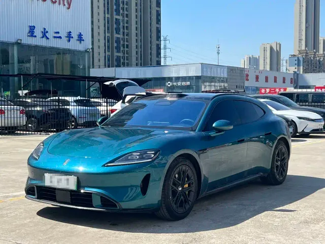Фотография автомобиля — Shangjie Z7T
