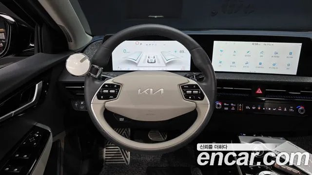 Kia EV6 — Фото автомобиля 11