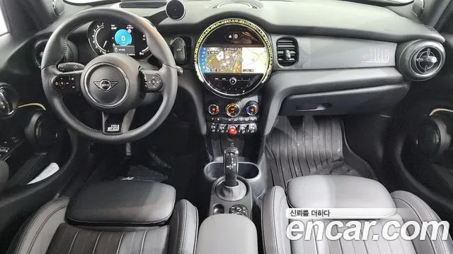 Mini Cooper — Фото автомобиля 5