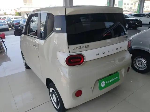 Wuling Hongguang Mini EV — Фото автомобиля 4