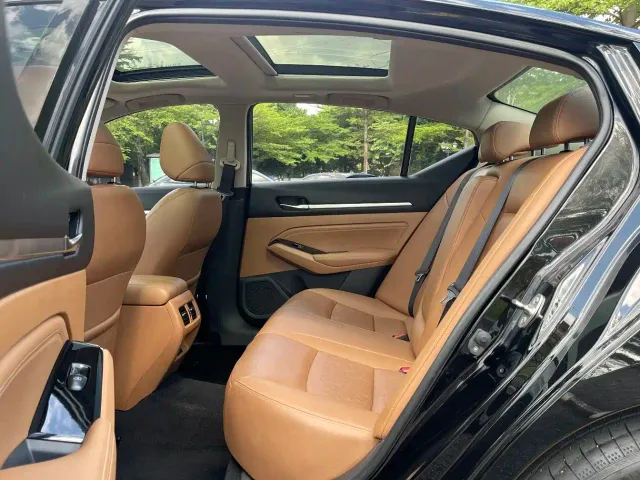 Nissan Teana — Фото автомобиля 9