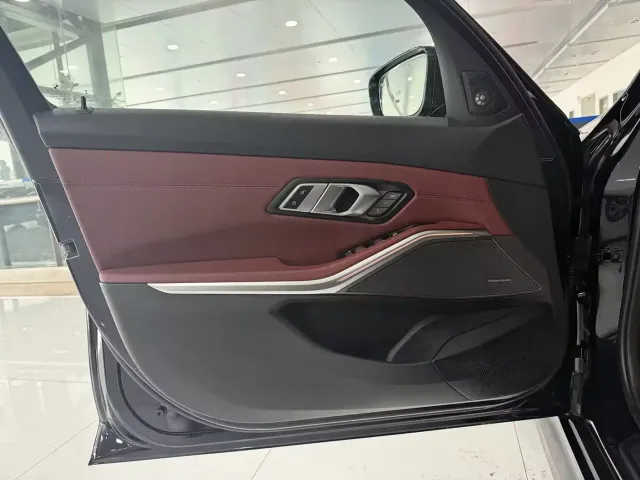 BMW i3 — Фото автомобиля 9