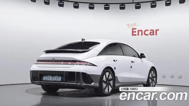 Hyundai Ioniq 6 — Фото автомобиля 2