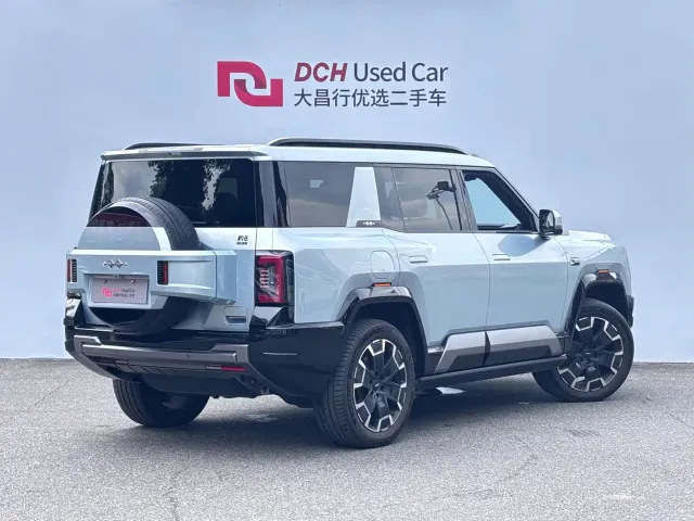 BYD FangChengBao Leopard 8 — Фото автомобиля 4