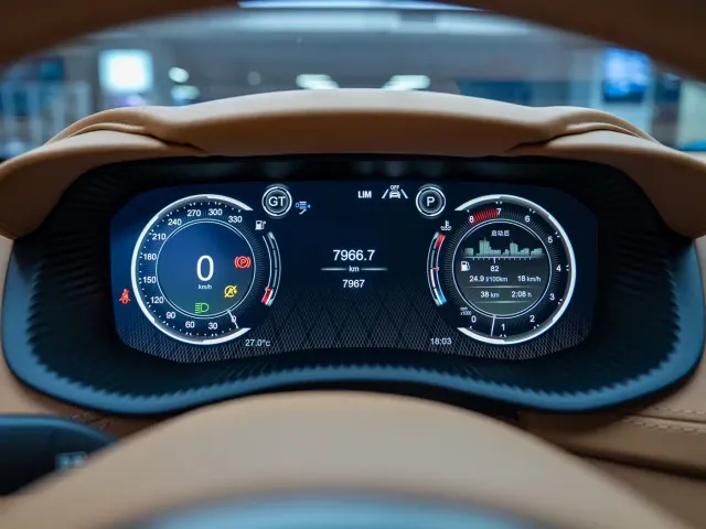 Aston Martin DBX — Фото автомобиля 12