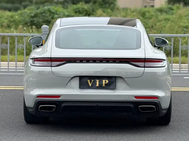 Porsche Panamera — Фото автомобиля 9