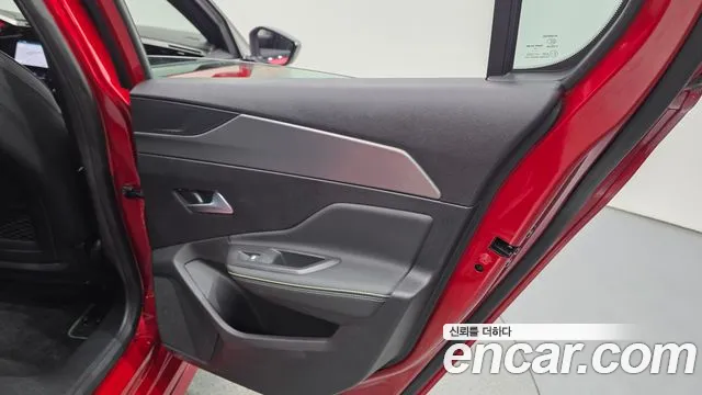 Peugeot 308 — Фото автомобиля 25