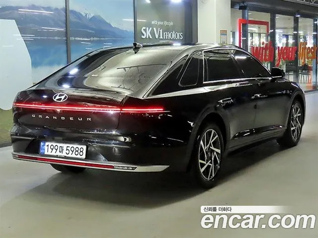 Hyundai Grandeur GN7 — Фото автомобиля 4