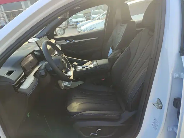 Geely Xingrui — Фото автомобиля 14